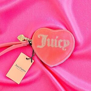 NWT Juicy Couture Heart Coin Purse Pink Velour Crystal Logo Y2K Barbie Wristlet